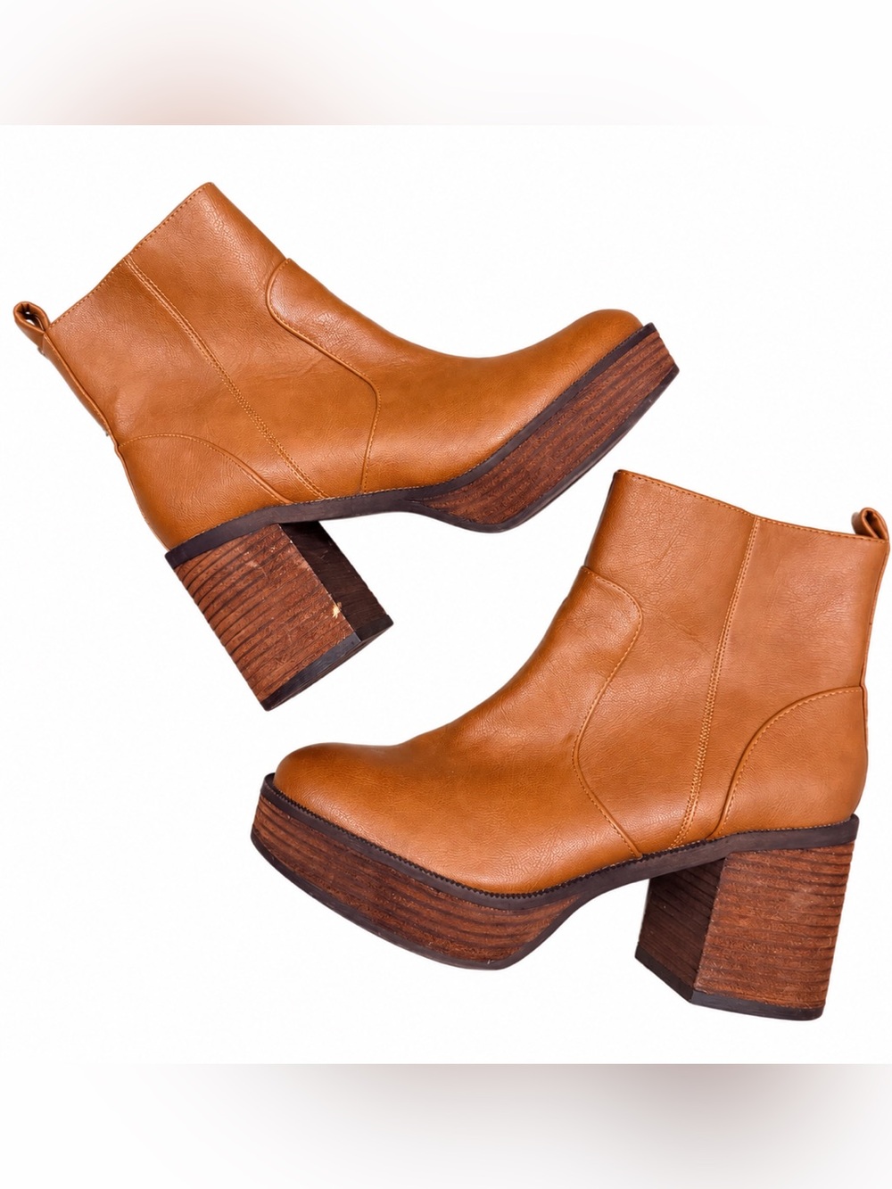 House of Harlow Cognac Faux Leather Platform Ankle Boots | Size 9